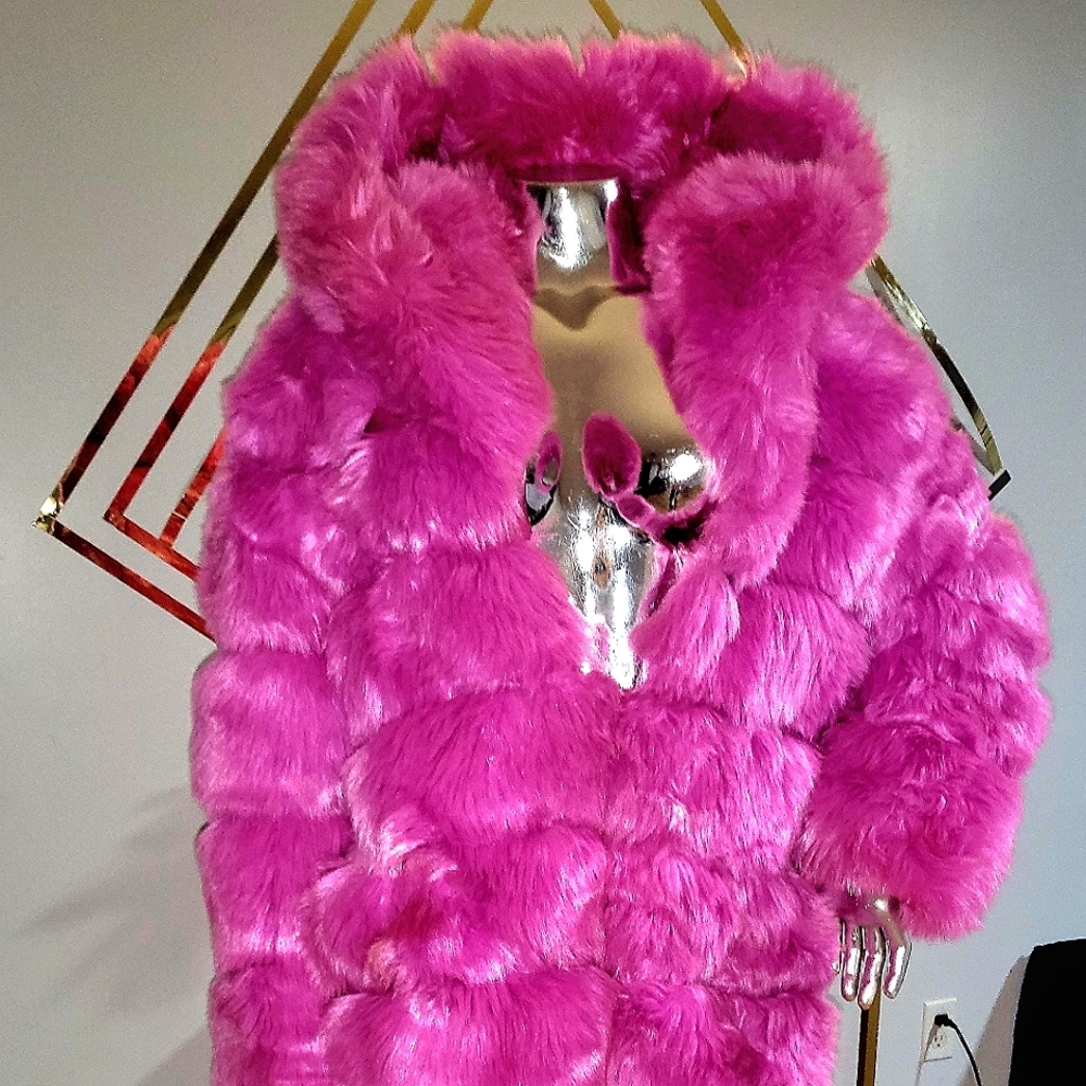 *****AZALEA WANG FAUX FUR PANEL HOODED TRENCH SIZE SMALL*****